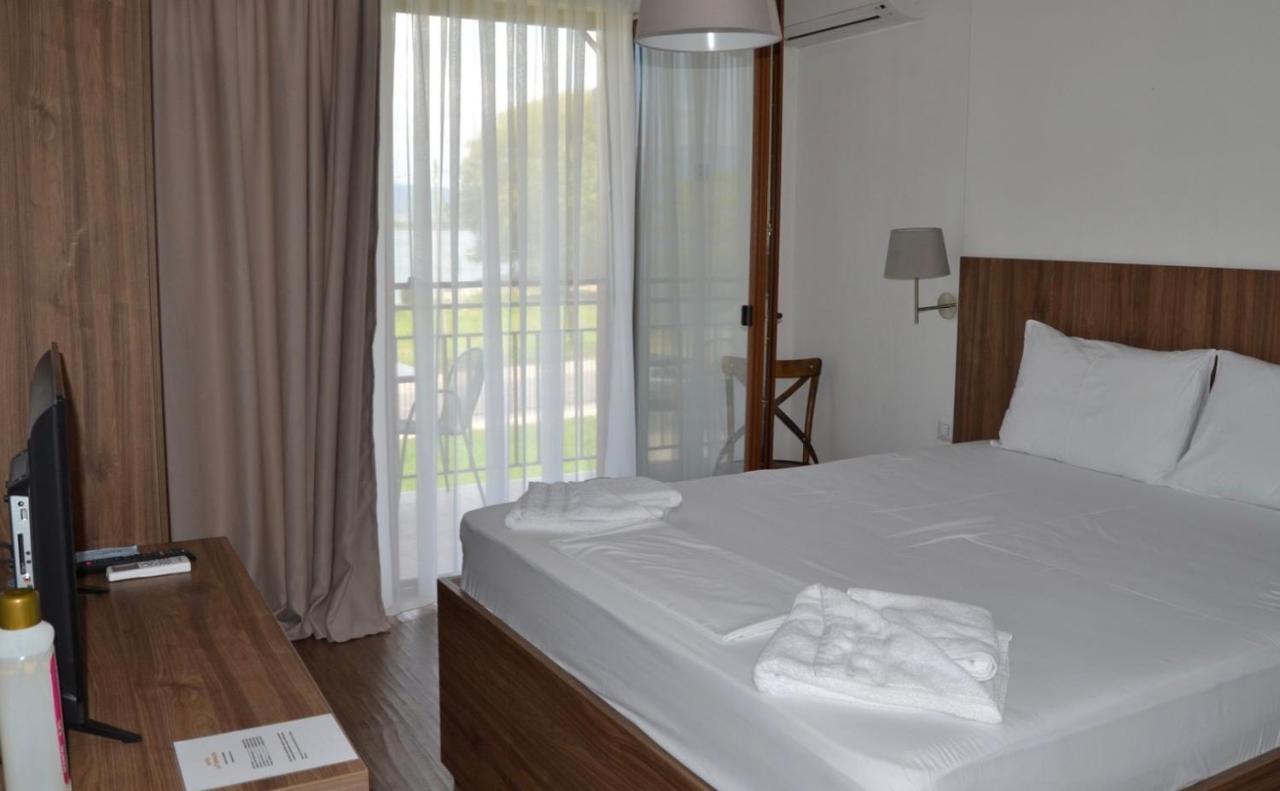 Hotel La Terrazza Dojran Bagian luar foto