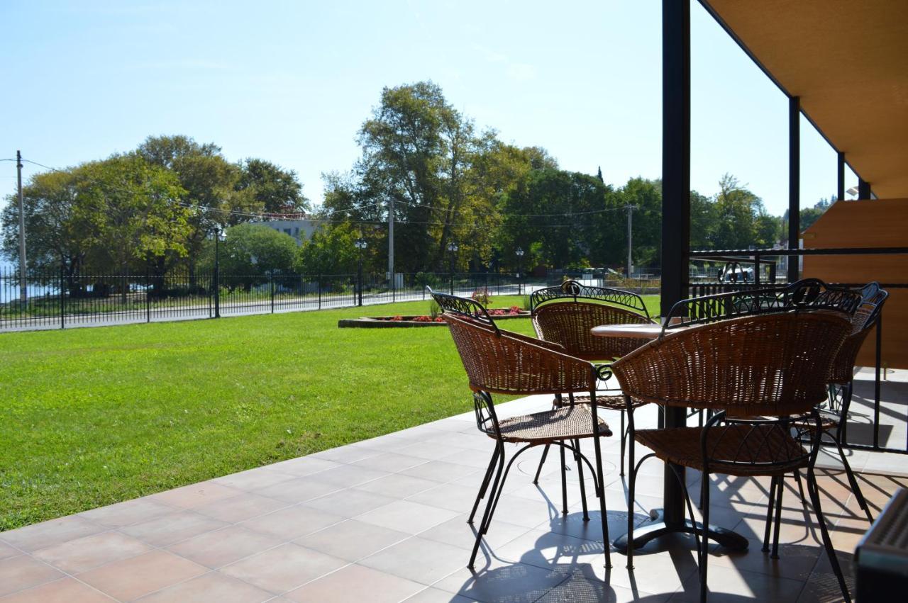 Hotel La Terrazza Dojran Bagian luar foto