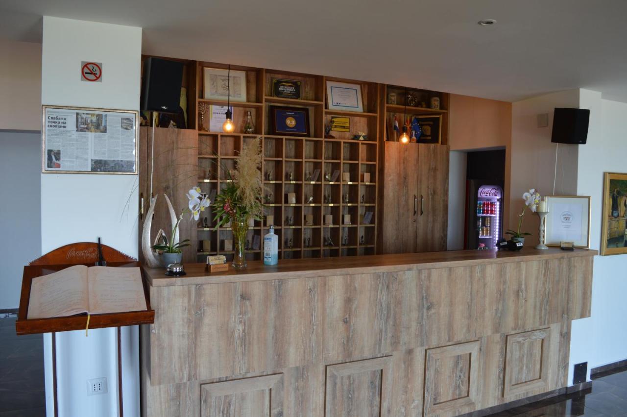 Hotel La Terrazza Dojran Bagian luar foto