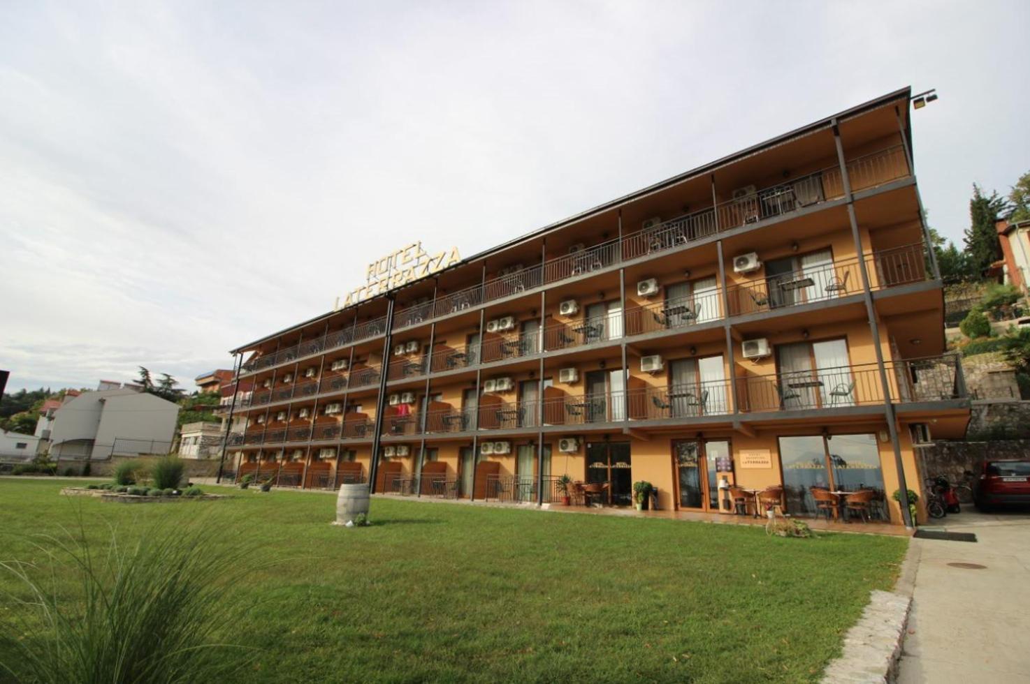 Hotel La Terrazza Dojran Bagian luar foto