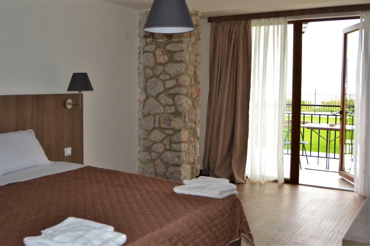 Hotel La Terrazza Dojran Bagian luar foto